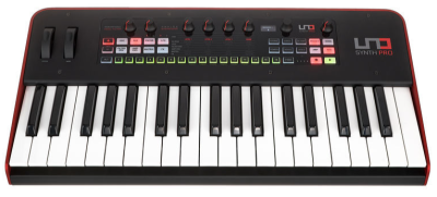 Uno Synth Pro - Analog Synth - Keyboard – compact metal housing