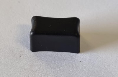 (EOL) Fader knob (black) 4mm shaft channel/master Fader