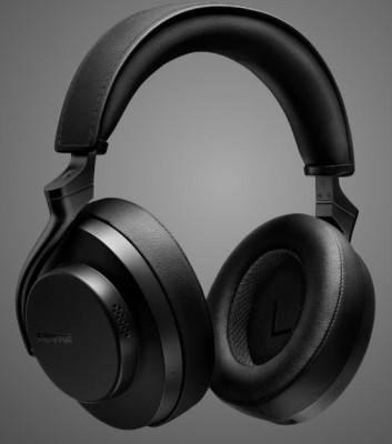 Wireless Noise Cancelling Headphones with studio-quality sound, spatialized audio technology and up to 45 hours of battery life