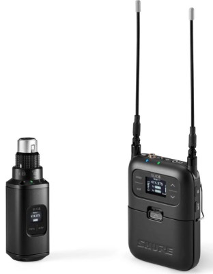 SLX-D Digital Portable Wireless System, 1x SLXD3 Plug-On Transmitter, 1x SLXD5 Portable Receiver, 1x cold shoe adaptor, 1x treaded 3,5 mm to 3,5 mm cable, 40 cm, 1x treaded 3,5 mm to XLRM cable, 45 m, frequency band G59 (470-514 MHz)