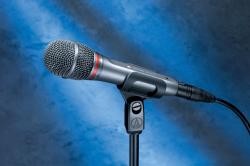 Audio Technica AE4100 - Cardioid Dynamic Handheld Microphone