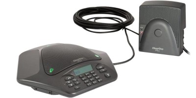 Wired expandable VoIP conference phone, one base unit and connecting cables