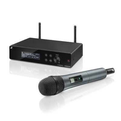 Wireless vocal  set. Includes SKM 835-XSW handheld transmitter with mute switch