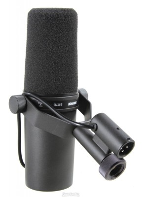 Shure SM7B - Vocal Microphone - Popular radio and TV mic